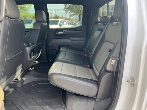 Used 2023 Chevrolet Silverado 1500 ZR2 w/ Technology Package AWD/4WD image 26