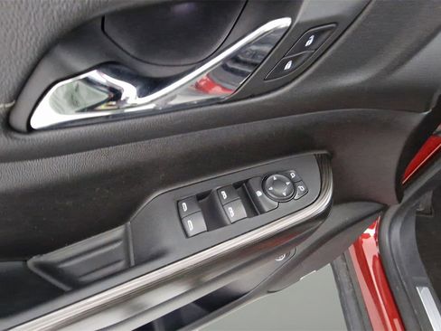 Certified 2023 GMC Acadia SLT image 12