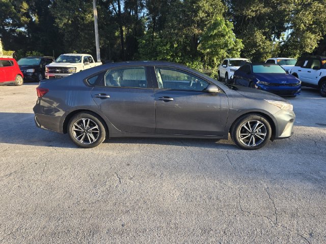 Used 2023 Kia Forte LXS FWD image 3