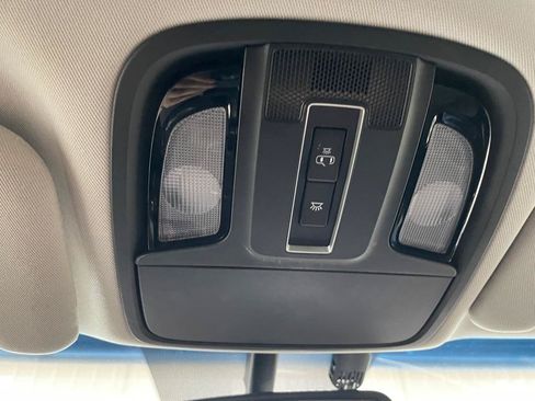 Used 2017 Kia Sorento FWD w/ LX Convenience Package image 34