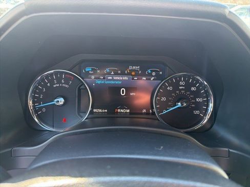 Used 2020 Ford Expedition Limited image 22