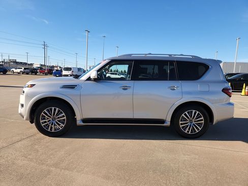 Certified 2024 Nissan Armada SL w/ Captain's Chairs Package image 8