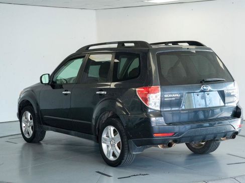 Used 2010 Subaru Forester 2.5X Limited AWD/4WD image 5
