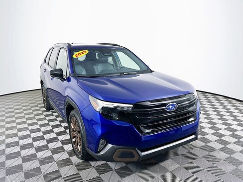 Used 2025 Subaru Forester Sport image 2