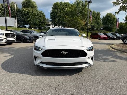 Used 2022 Ford Mustang GT RWD image 8