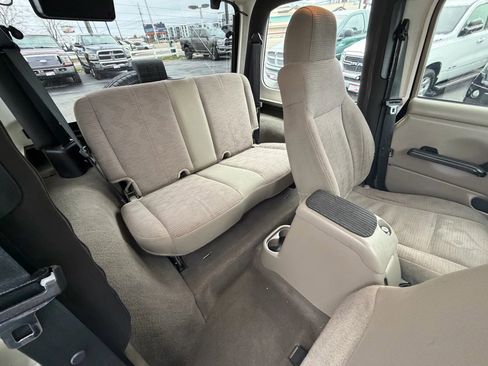 Used 2004 Jeep Wrangler 4WD w/ Dual Top Group image 16