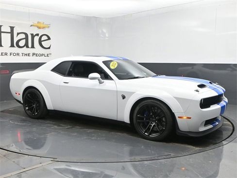 Used 2022 Dodge Challenger SRT Hellcat image 6