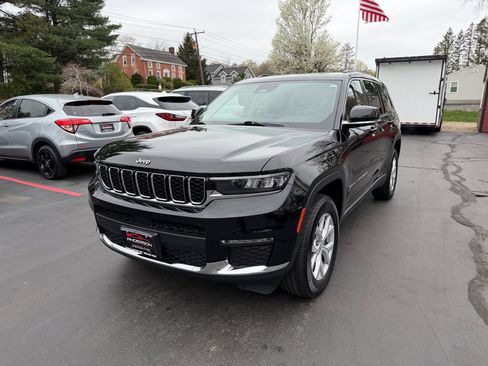 Used 2021 Jeep Grand Cherokee L Limited AWD/4WD image 3
