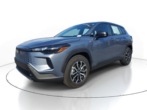 Used 2026 Toyota Corolla Cross S image 3