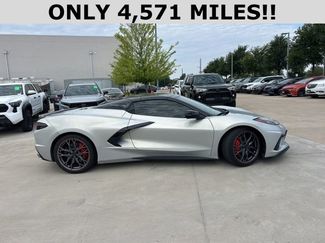 Used 2023 Chevrolet Corvette Stingray Convertible w/ 1LT RWD video 2
