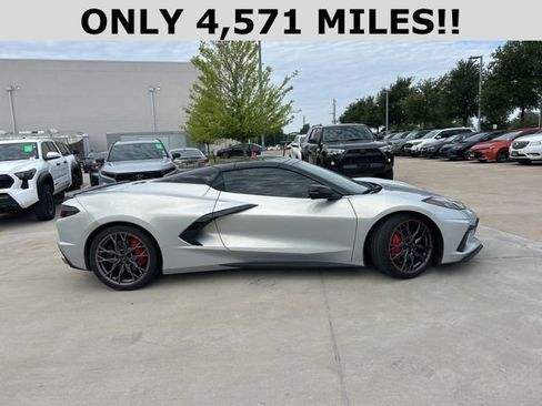 Used 2023 Chevrolet Corvette Stingray Convertible w/ 1LT RWD image 2