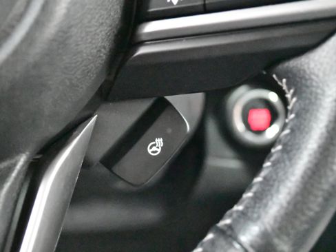 Used 2022 Subaru Ascent Limited w/ Technology Package image 50