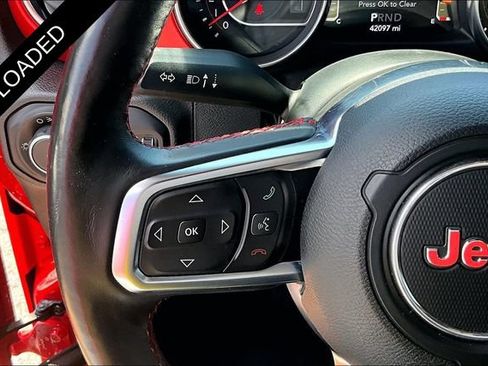 Used 2018 Jeep Wrangler Unlimited Rubicon w/ Dual Top Group AWD/4WD image 16