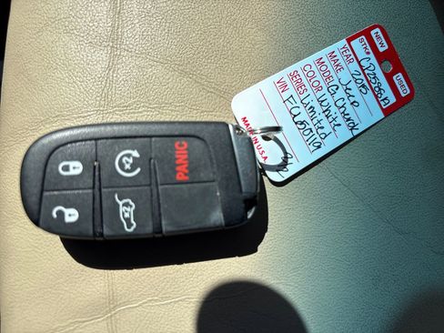 Used 2015 Jeep Grand Cherokee Limited AWD/4WD image 32