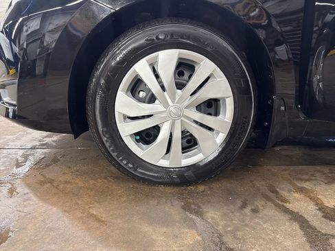 Certified 2025 Nissan Versa S w/ Trunk Package image 29