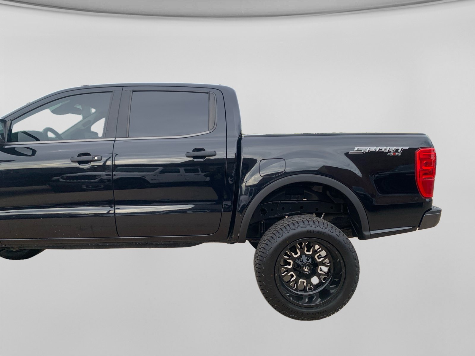 Used 2021 Ford Ranger XLT w/ Equipment Group 301A Mid AWD/4WD image 13