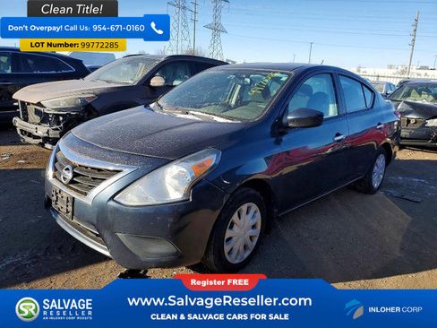 Used 2016 Nissan Versa SV image 1