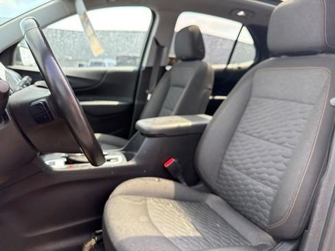 Used 2020 Chevrolet Equinox LT FWD image 19