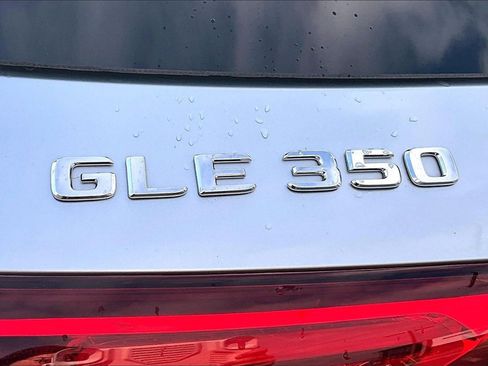 Used 2022 Mercedes-Benz GLE 350 4MATIC w/ Premium Package image 8