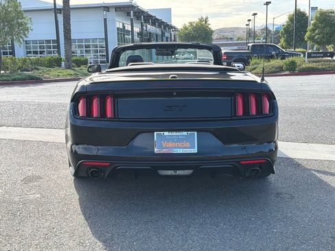 Used 2017 Ford Mustang GT Premium w/ Equipment Group 401A RWD image 9
