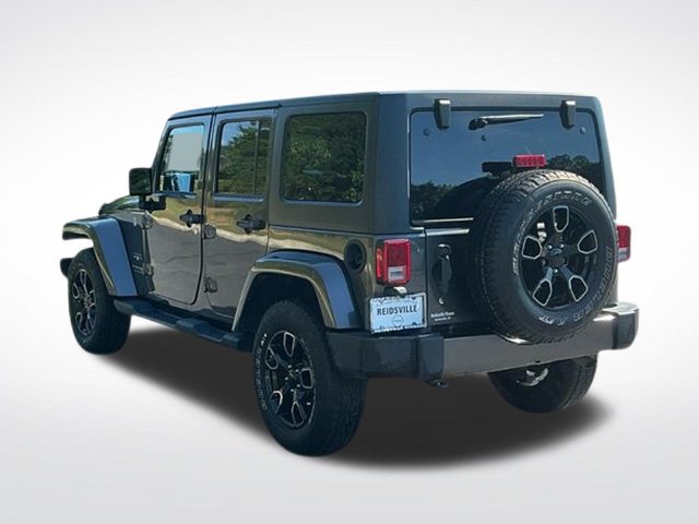 Used 2018 Jeep Wrangler Unlimited Sahara w/ Connectivity Group AWD/4WD image 5