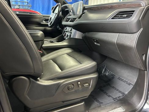 Used 2022 Chevrolet Tahoe Z71 w/ Z71 Off-Road Package image 26