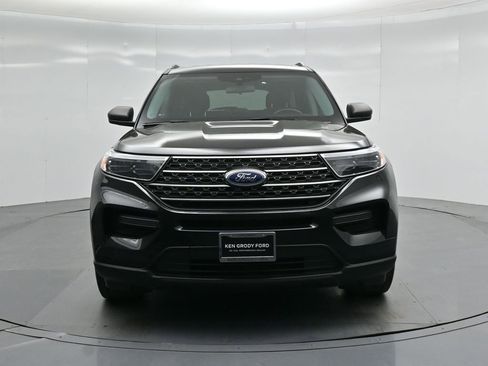 Certified 2022 Ford Explorer XLT image 26