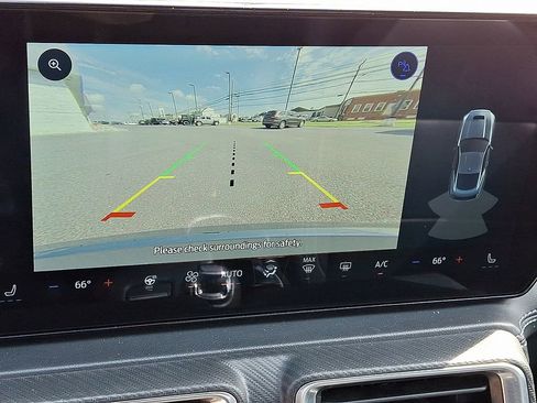 Used 2024 Ford Mustang Premium image 18