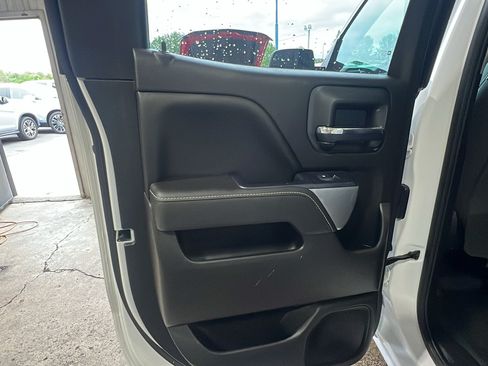 Used 2018 Chevrolet Silverado 1500 LT w/ Trailering Package AWD/4WD image 15