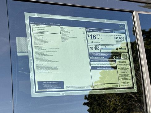 New 2026 Land Rover Defender 110 X-Dynamic SE image 31