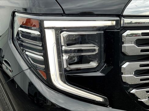 Used 2026 GMC Sierra 1500 Denali AWD/4WD image 32
