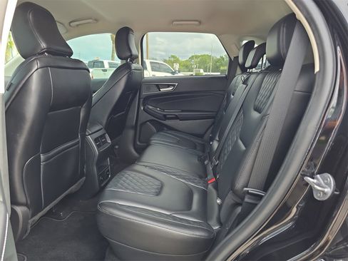 Certified 2023 Ford Edge Titanium image 12