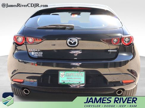 Used 2024 MAZDA MAZDA3 s image 4
