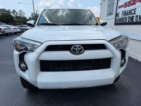 Used 2019 Toyota 4Runner SR5 RWD image 2
