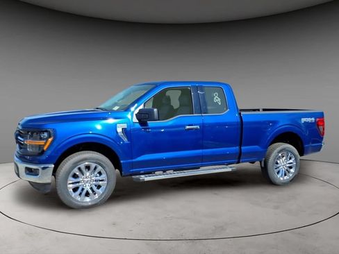 New 2026 Ford F150 XLT w/ XLT Chrome Appearance Package AWD/4WD image 2
