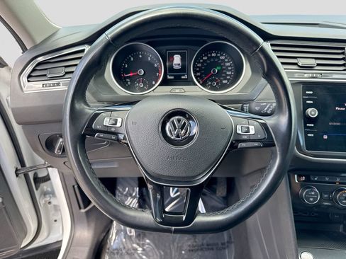 Used 2019 Volkswagen Tiguan SE FWD image 28