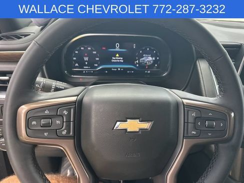 Used 2023 Chevrolet Tahoe High Country AWD/4WD image 18