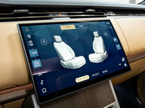 Used 2025 Land Rover Range Rover SE AWD/4WD image 74