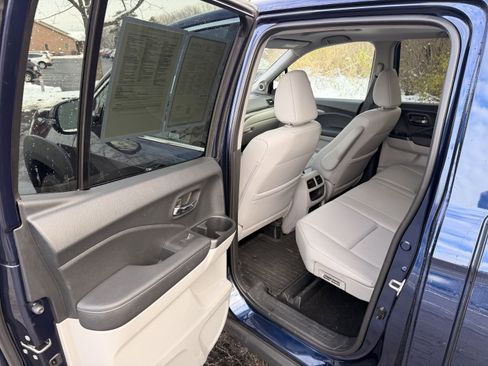 Certified 2022 Honda Ridgeline RTL-E image 12