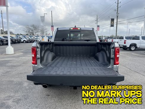 Used 2025 RAM 1500 Lone Star AWD/4WD image 5