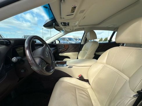 Used 2020 Lexus LS 500 image 7