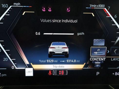 Used 2025 BMW 760i xDrive w/ Executive Package AWD/4WD image 17