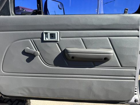 Used 1995 Toyota Pickup DX AWD/4WD image 13
