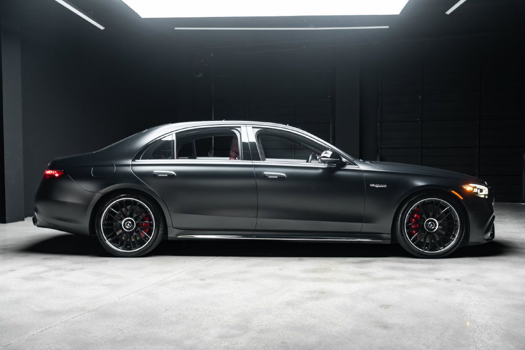 Used 2025 Mercedes-Benz S 63 AMG S image 9