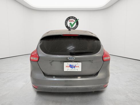 Used 2018 Ford Focus SEL FWD image 4