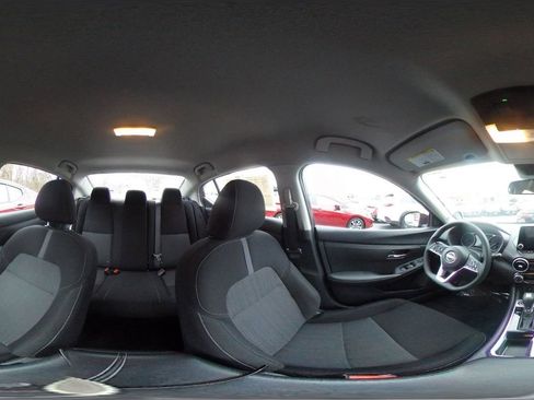 Used 2025 Nissan Sentra SV image 37