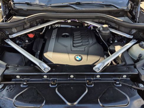 Certified 2023 BMW X5 xDrive40i image 12