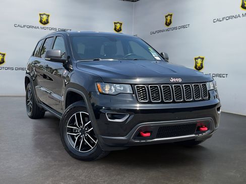 Used 2021 Jeep Grand Cherokee Trailhawk AWD/4WD image 3