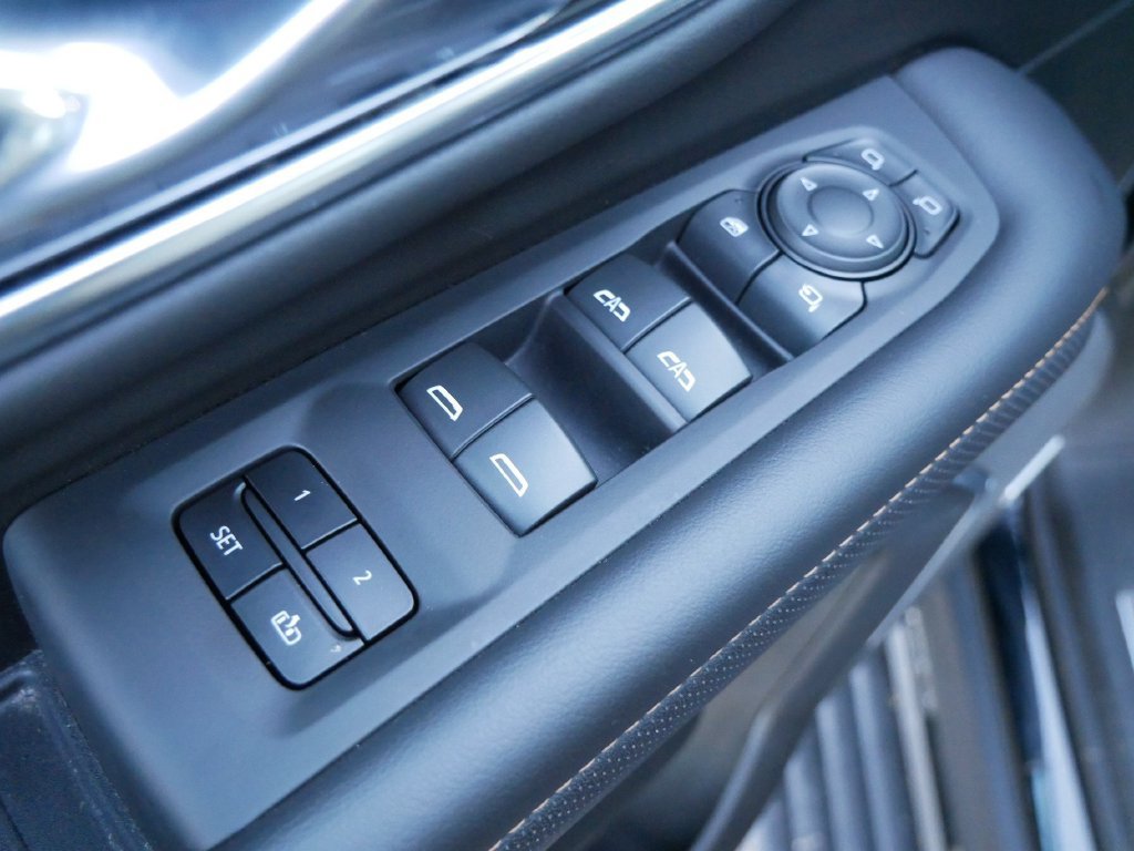 Used 2024 GMC Yukon XL AT4 w/ Max Trailering Package AWD/4WD image 15