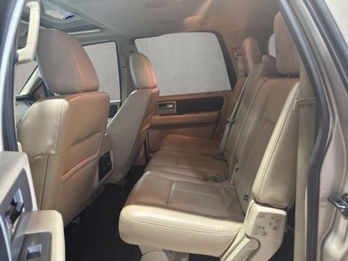 Used 2017 Ford Expedition EL XLT w/ Equipment Group 202A AWD/4WD image 10